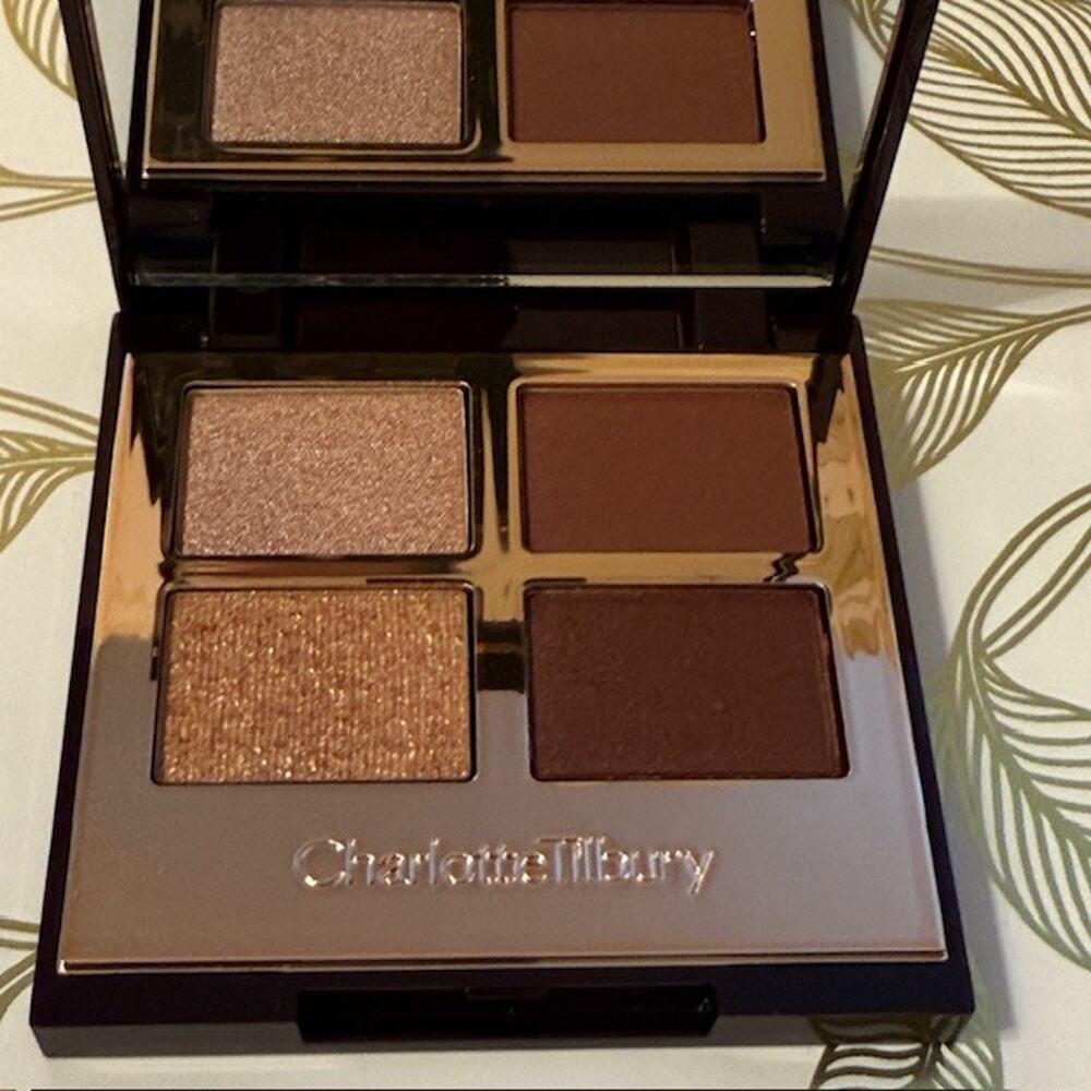 Charlotte Tilbury Eyeshadow Quad Vintage Vamp Berry & Gold Glam Shimmer Matte